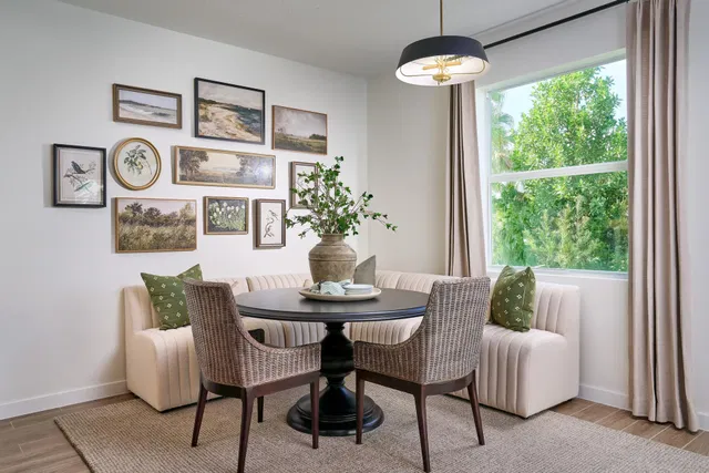 Residence photo 2