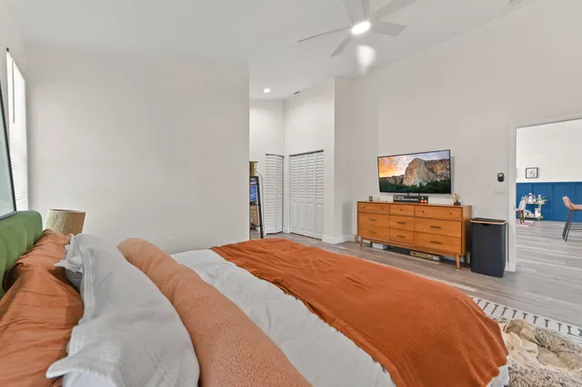 Residence photo 17