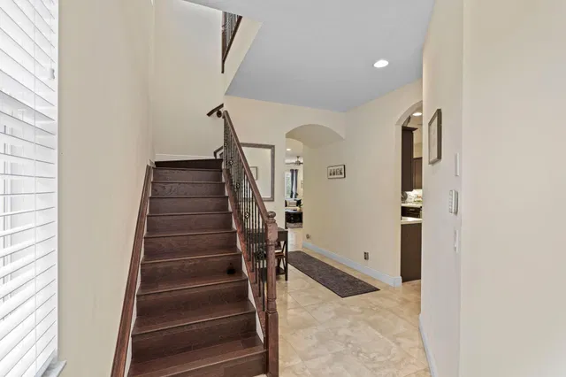 Residence photo 4