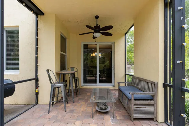Residence photo 27