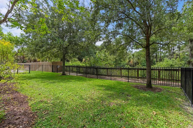 Residence photo 28