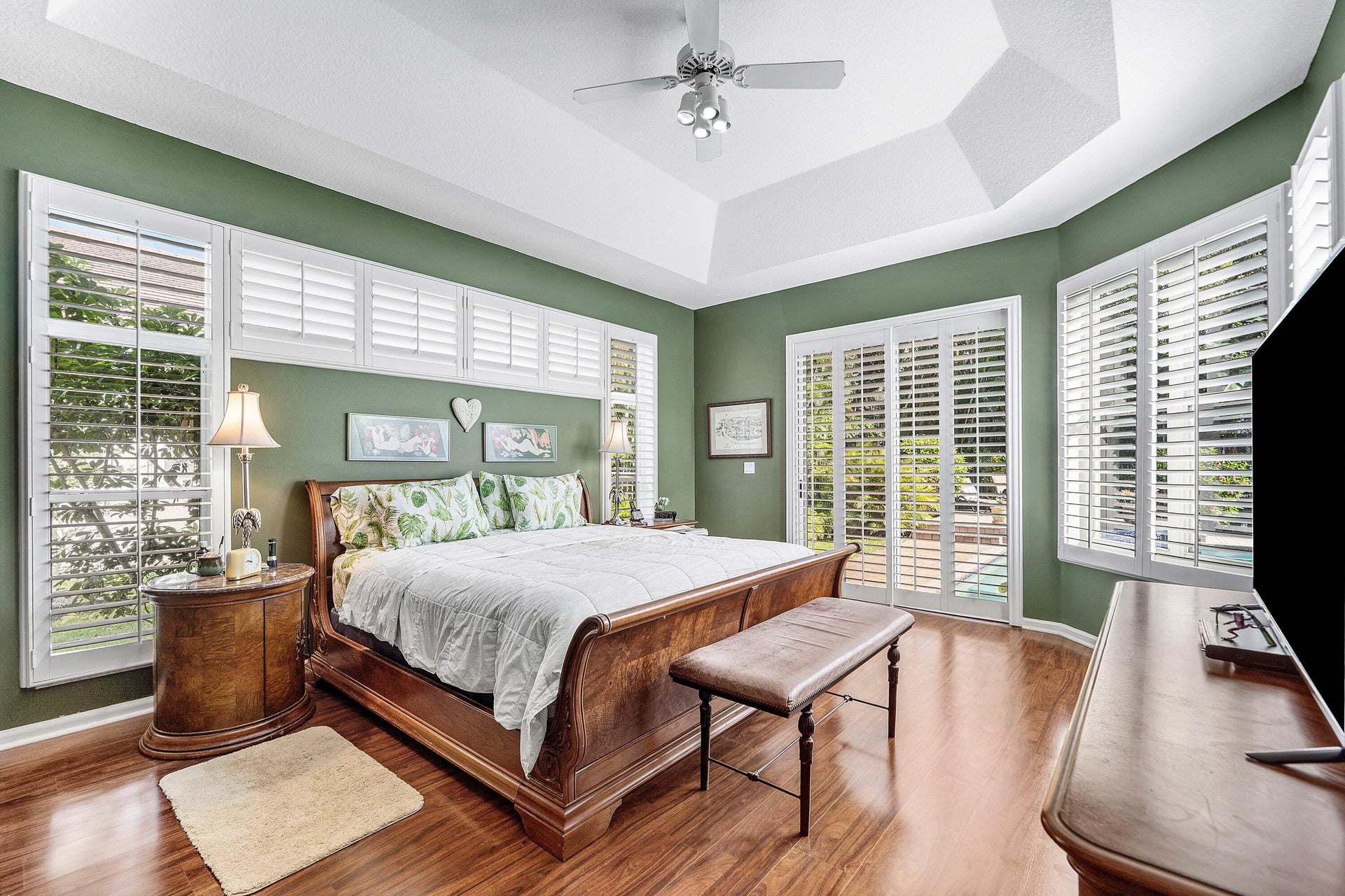 Seasons Residence photo 14