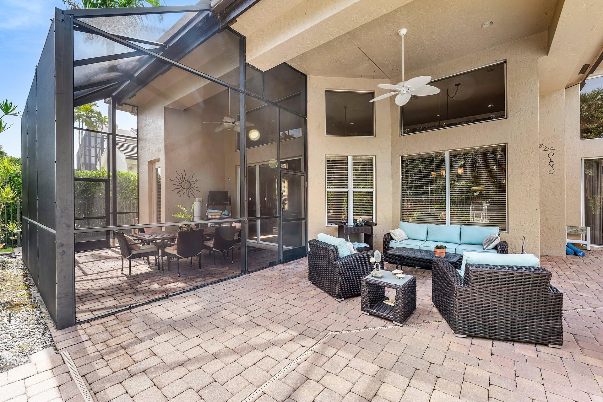 Seasons Residence photo 29