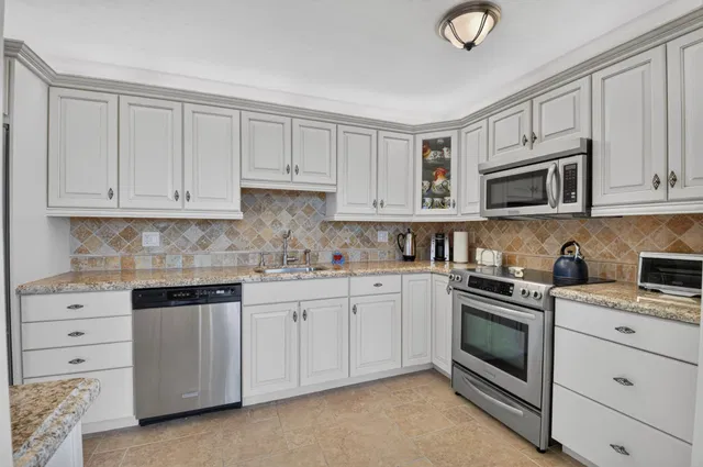 Boca West Country Club Residence photo 10