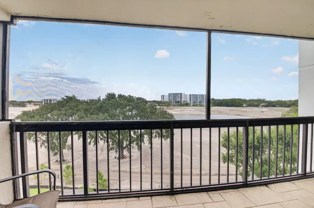 Boca West Country Club Residence photo 17