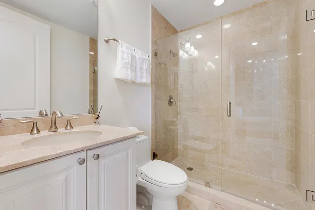 Two City Plaza Unit 1706 photo 12