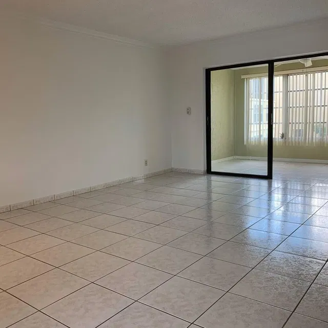 Unit 208 photo 11