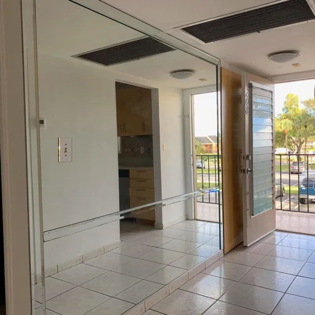 Unit 208 photo 14
