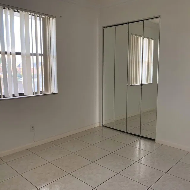 Unit 208 photo 25
