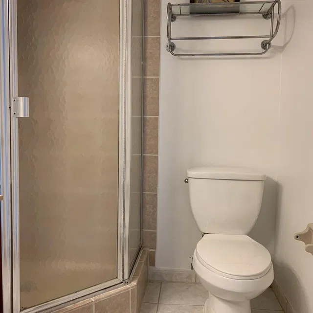 Unit 208 photo 27