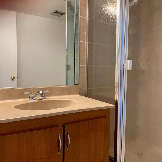 Unit 208 photo 29
