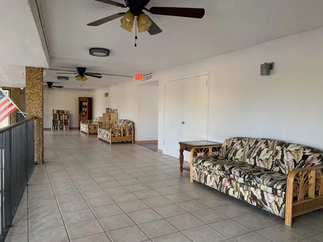 Unit 208 photo 44