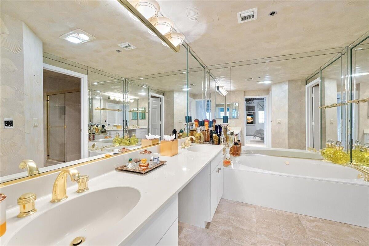 Unit 166B photo 23
