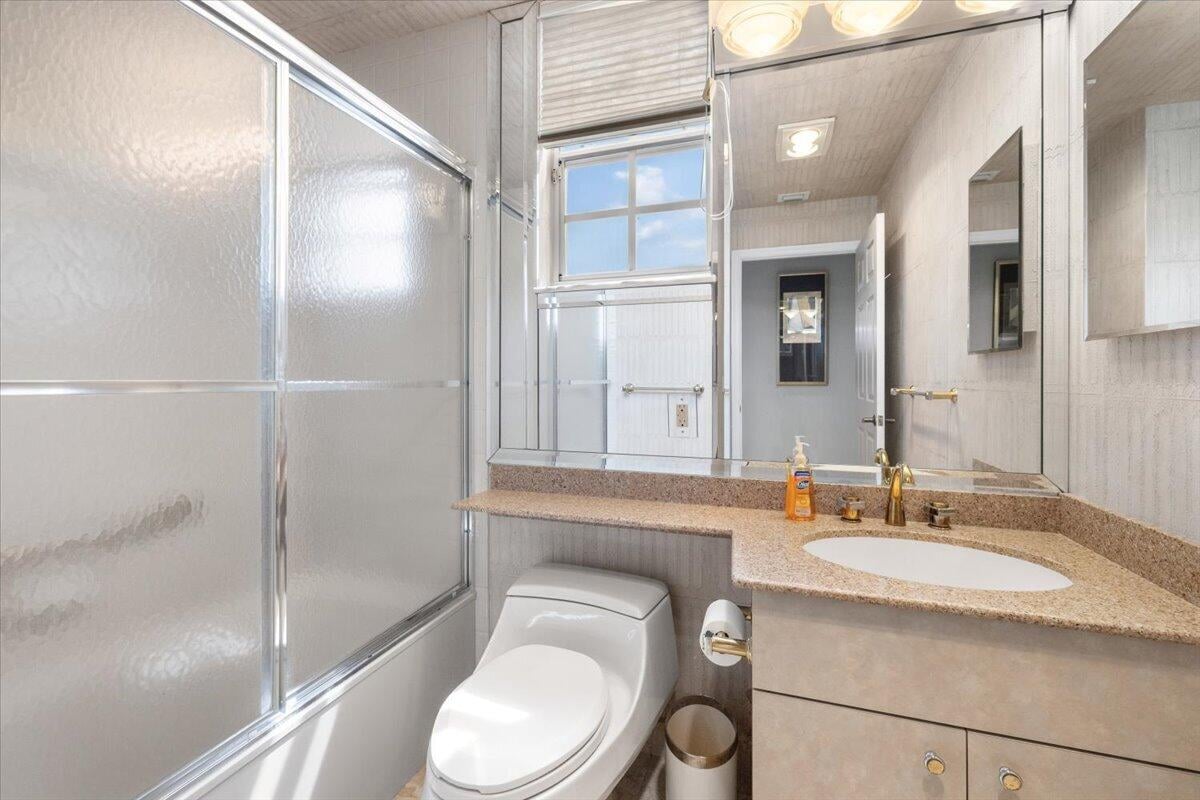 Unit 166B photo 28