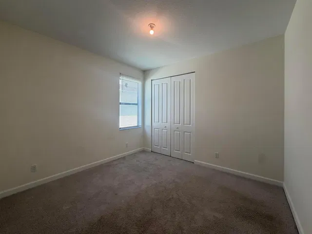 Residence photo 23