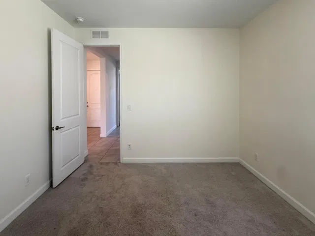 Residence photo 25