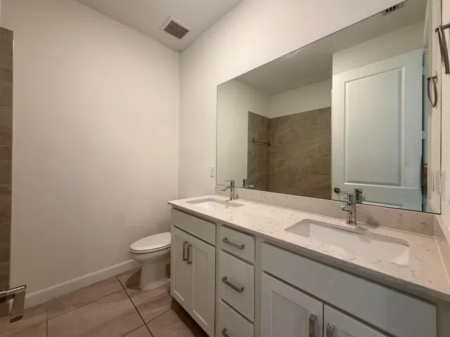 Residence photo 26