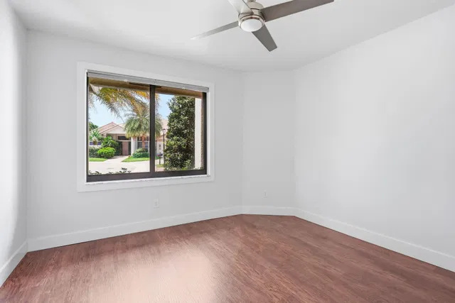  Residence photo 29