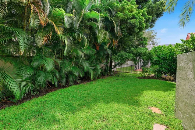  Residence photo 41