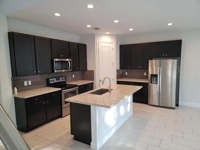 Residence photo 4