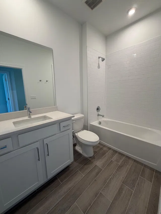Residence photo 17