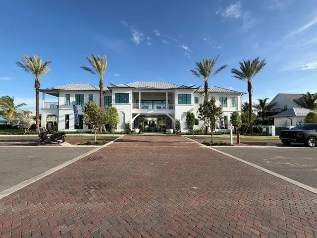 Residence photo 24