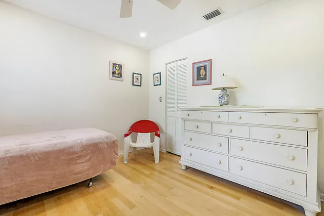 Residence photo 21