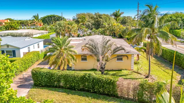 SoSo West Palm Beach Residence photo 4