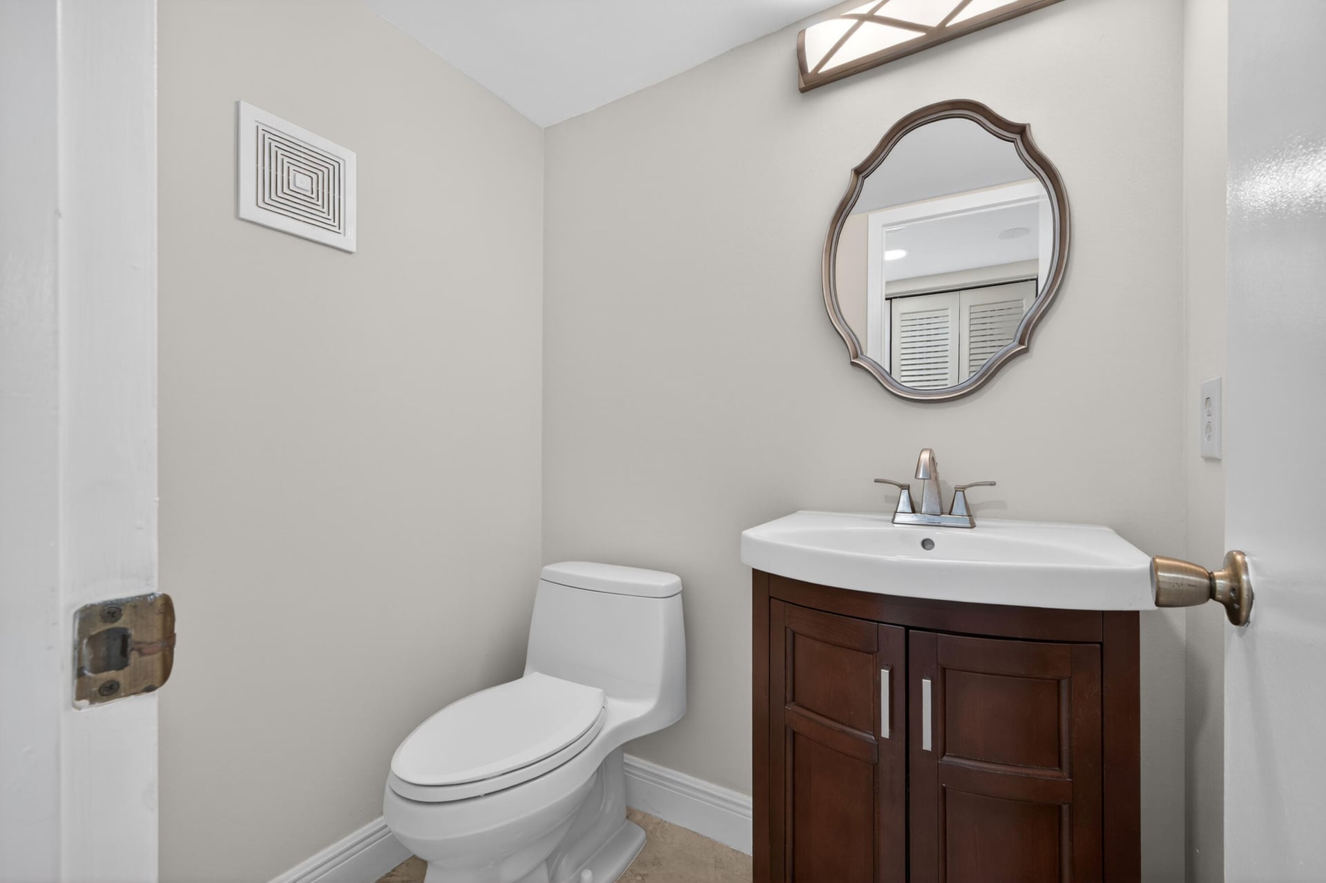  Residence photo 9