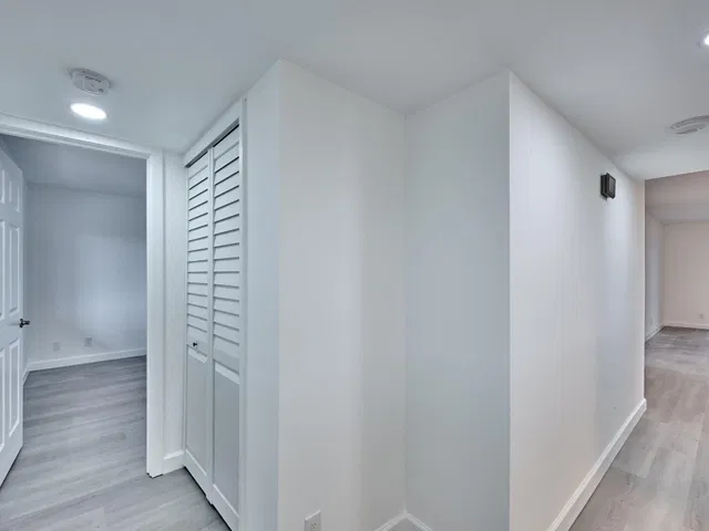 Unit 306 photo 11