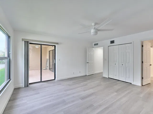 Unit 306 photo 20