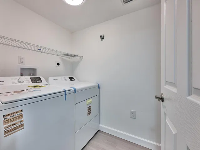 Unit 306 photo 26