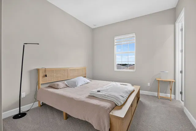 Residence photo 12