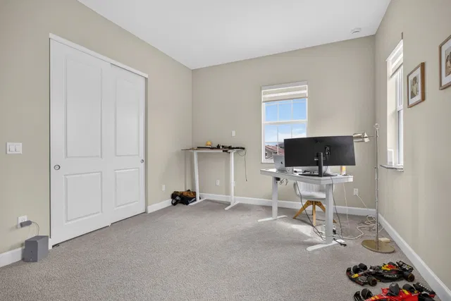 Residence photo 19