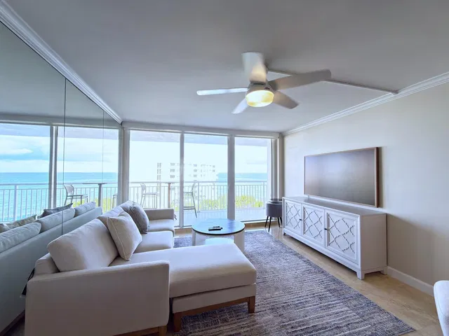 Barclay Condo Unit 822 photo 7