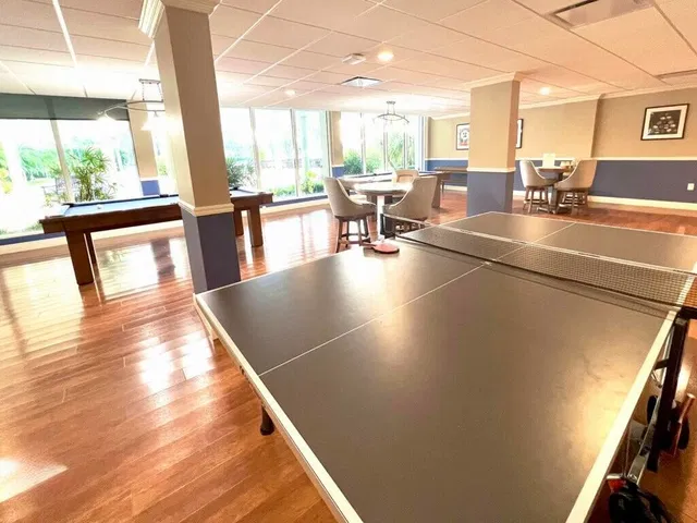 Barclay Condo Unit 822 photo 36