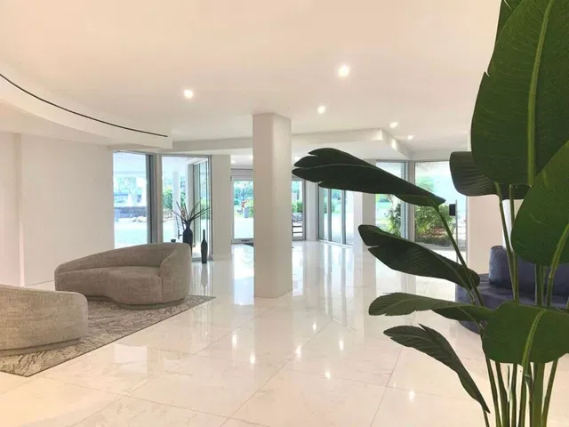 Barclay Condo Unit 822 photo 44