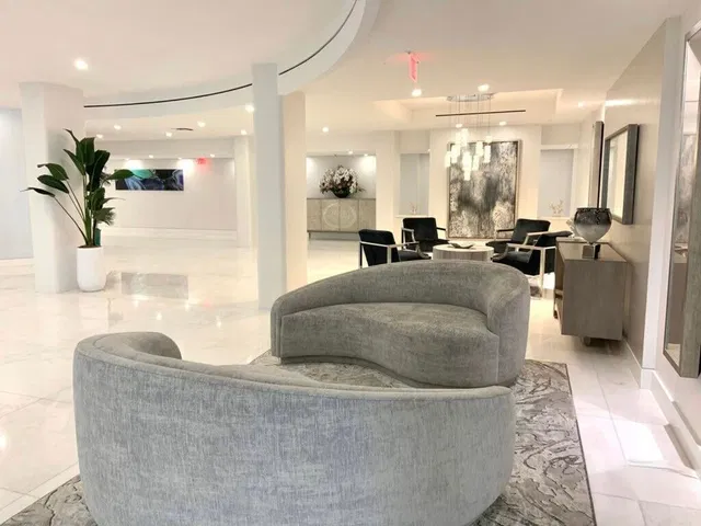 Barclay Condo Unit 822 photo 45