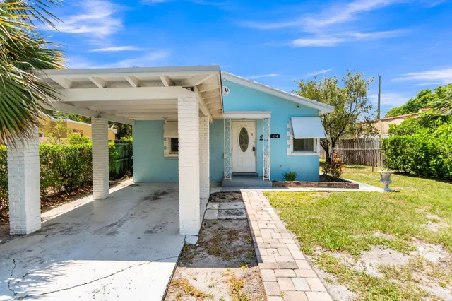 West Palm Beach Residence photo 2