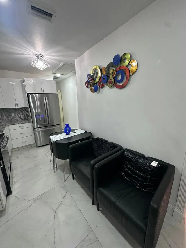 Residence photo 8