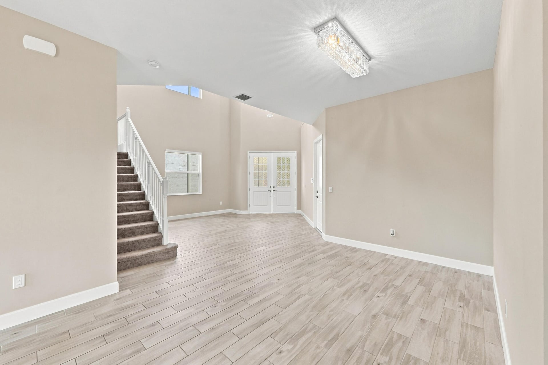  Residence photo 24