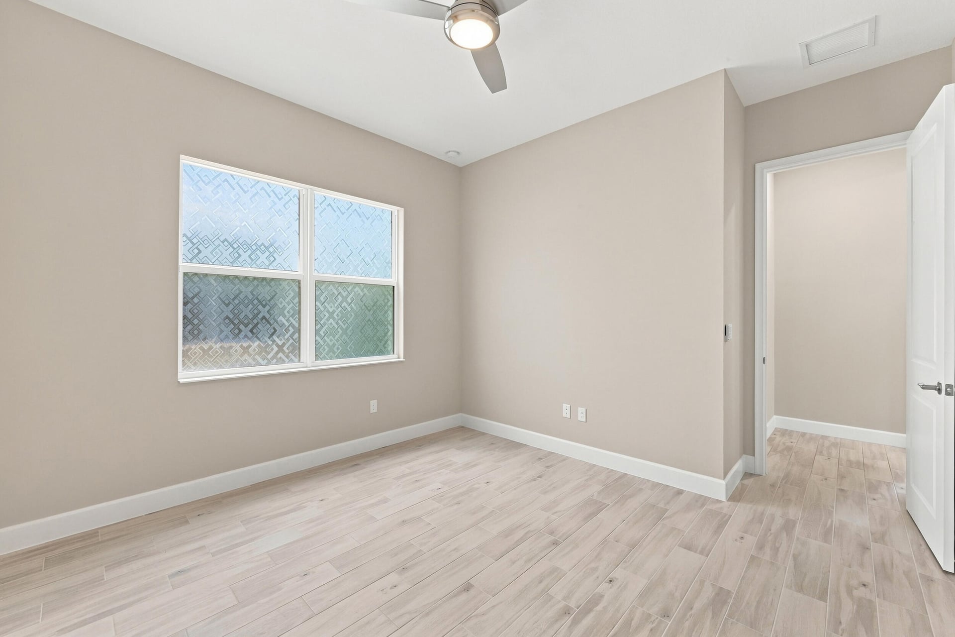  Residence photo 60