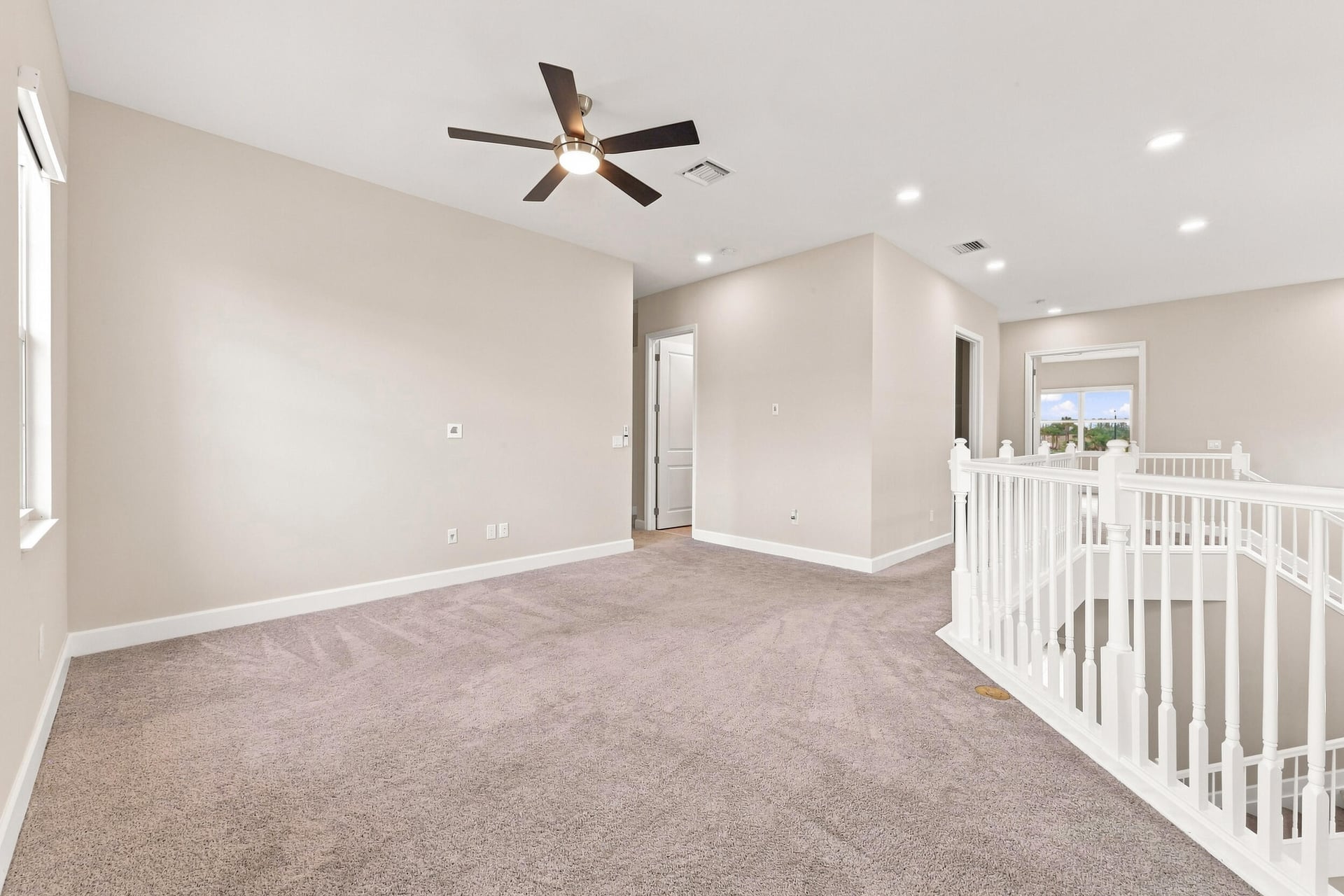  Residence photo 72