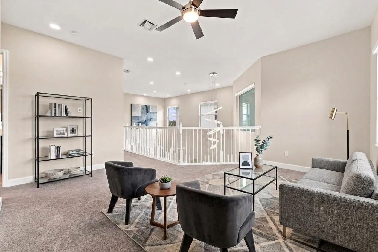 Residence photo 75