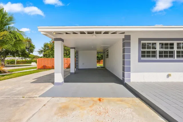 Residence photo 5