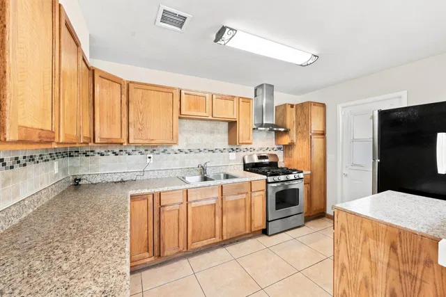 Residence photo 17