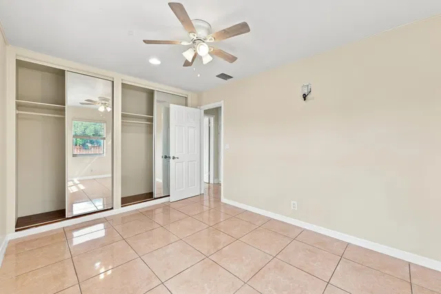 Residence photo 33