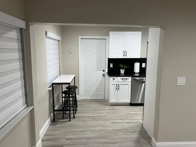 Downtown Delray Beach Unit 1 photo 4
