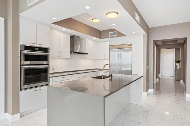 Water Club North Palm Beach Unit 1604 photo 10