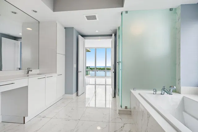 Water Club North Palm Beach Unit 1604 photo 25